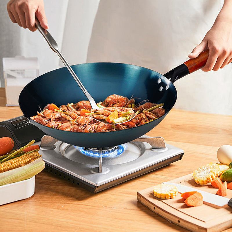Wok van gietijzer met antiaanbaklaag voor thuisgebruik