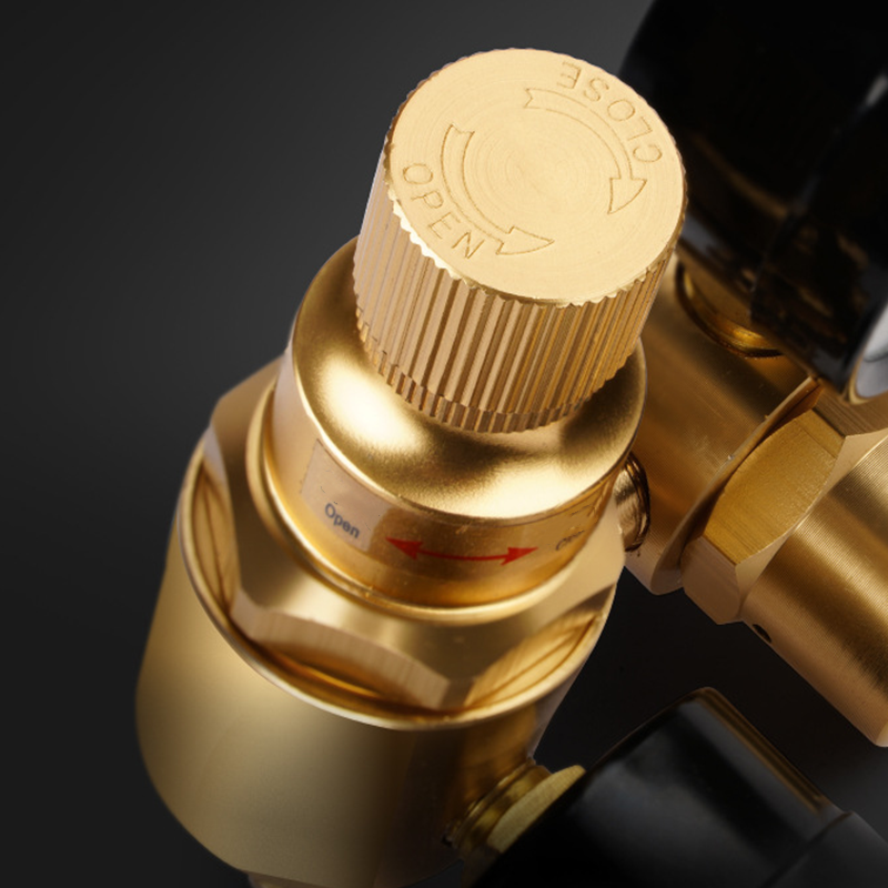 🔥⚙️ Energiebesparende Lasgas Argon Regelaar: De "Gaskosten Bespaarder" voor Lassers, bespaart een halve fles argon in 10 uur laswerk ✨.