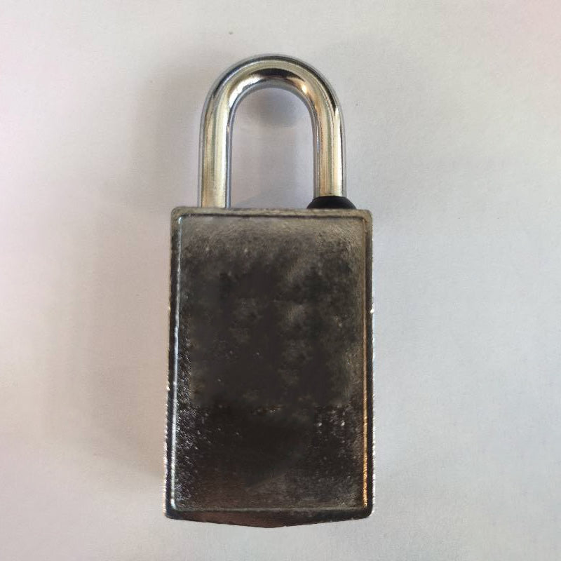 🔒🧲 50% KORTING! Geen sleutelgat, geen geklooi met sleutels in het donker! Dit waterdichte magneetslot klikt open alsof je een tovenaar bent – dieven snappen er niks van!