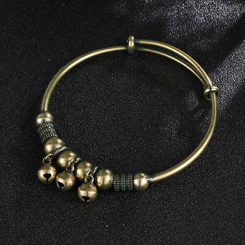 ✨ TIJDELIJKE AANBIEDING: 50 % KORTING! ✨ Verstelbare armband met belletjes – vintage messing, kralen, rinkelend geluid, licht van gewicht 💫