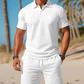 Tweedelige zomerset voor heren, bestaande uit een poloshirt en een korte broek