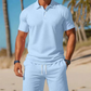 Tweedelige zomerset voor heren, bestaande uit een poloshirt en een korte broek